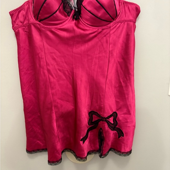 Elegant Pink Lace Trim Chemise - Picture 4 of 10